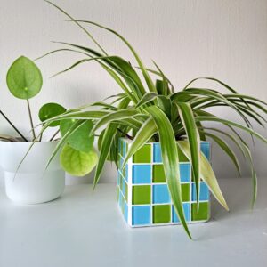 Plant pot cube with glass tiles (color options)