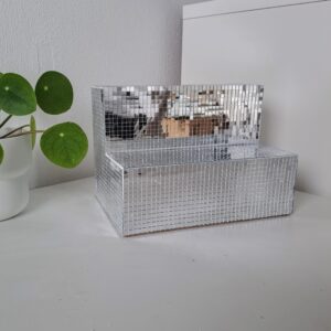Tiled organiser stand, reflective 'disco' mirror tiles