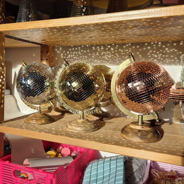 2025/01/1000054989.jpg Medium disco ball globe