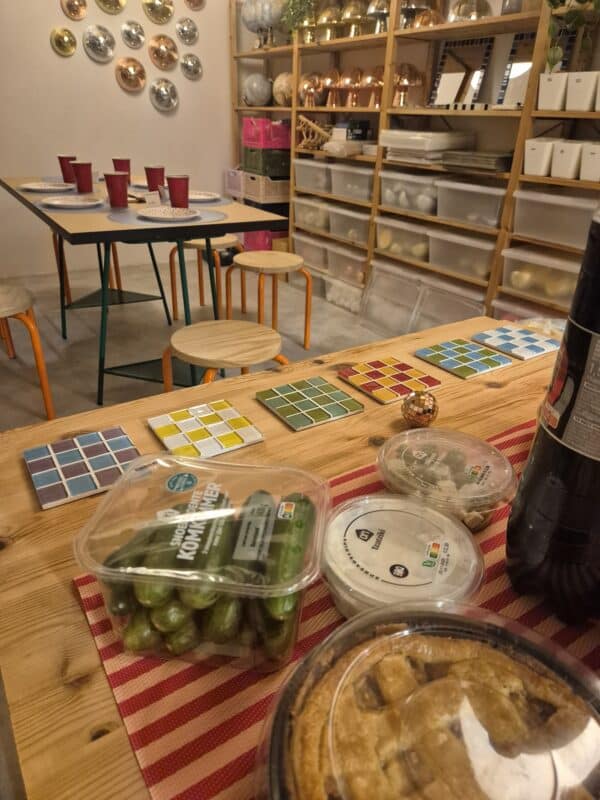 20251115_133012 Workshop tickets: maak je eigen disco decoraties!